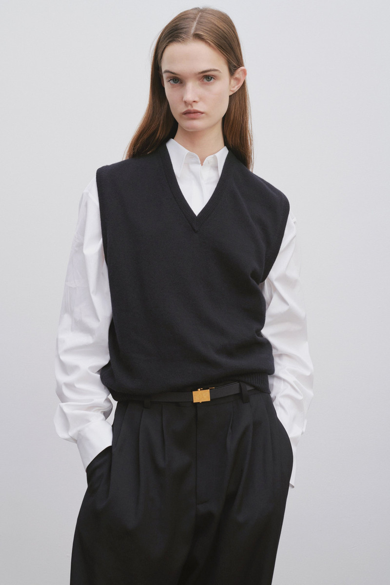 Dom Top in Cashmere 3