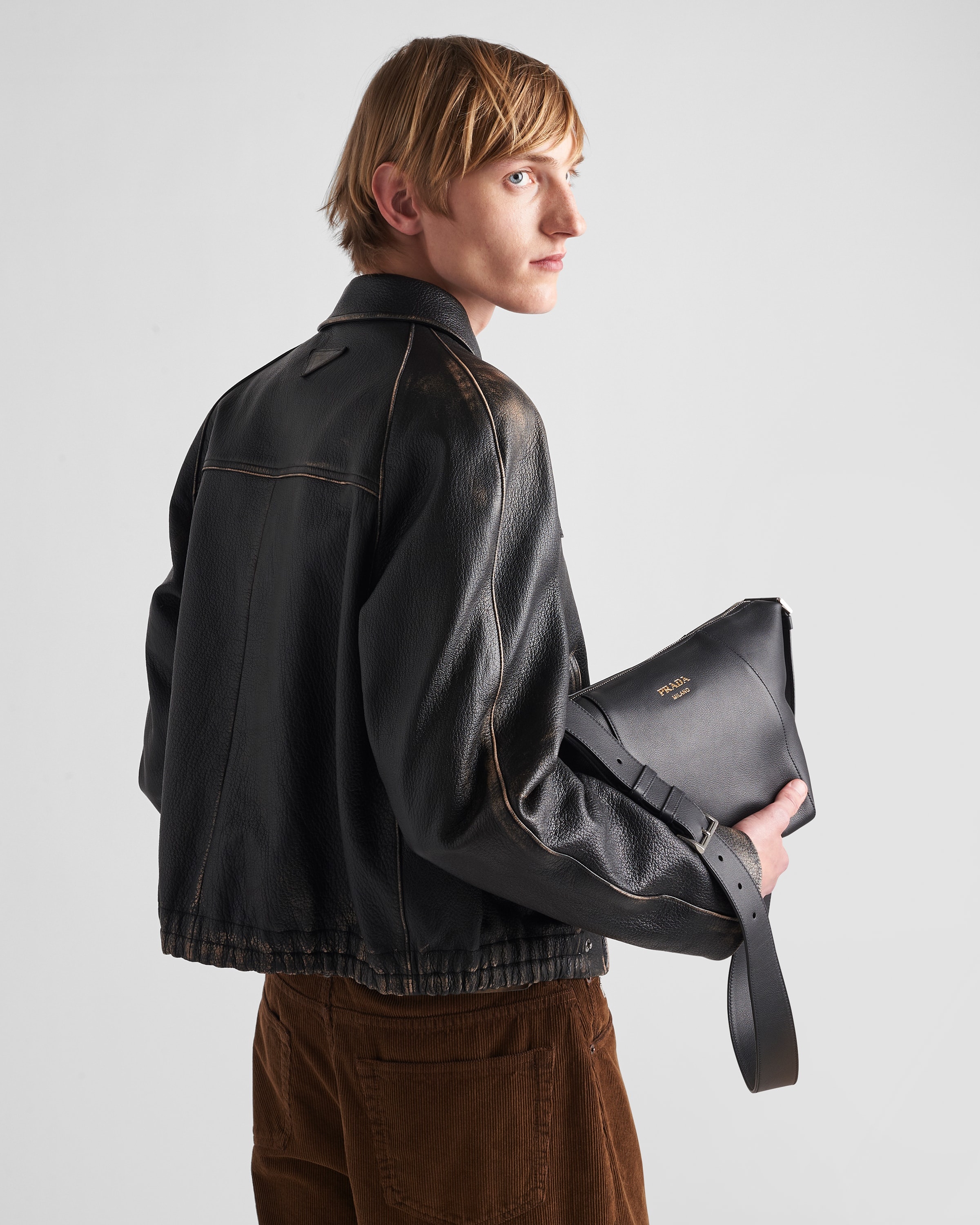Leather shoulder bag - 8