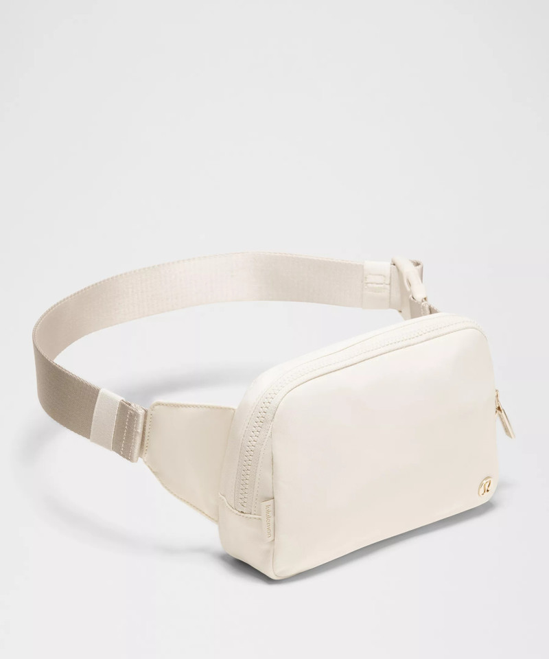 Everywhere Belt Bag Large 2L 4