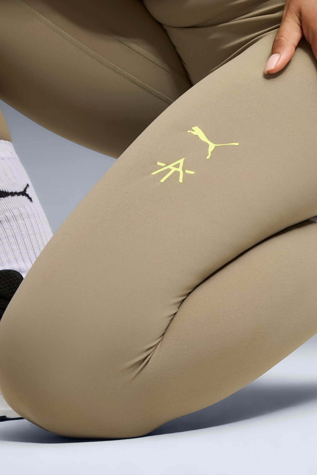 PUMA x A.T SHAPELUXE Tights Women - 4