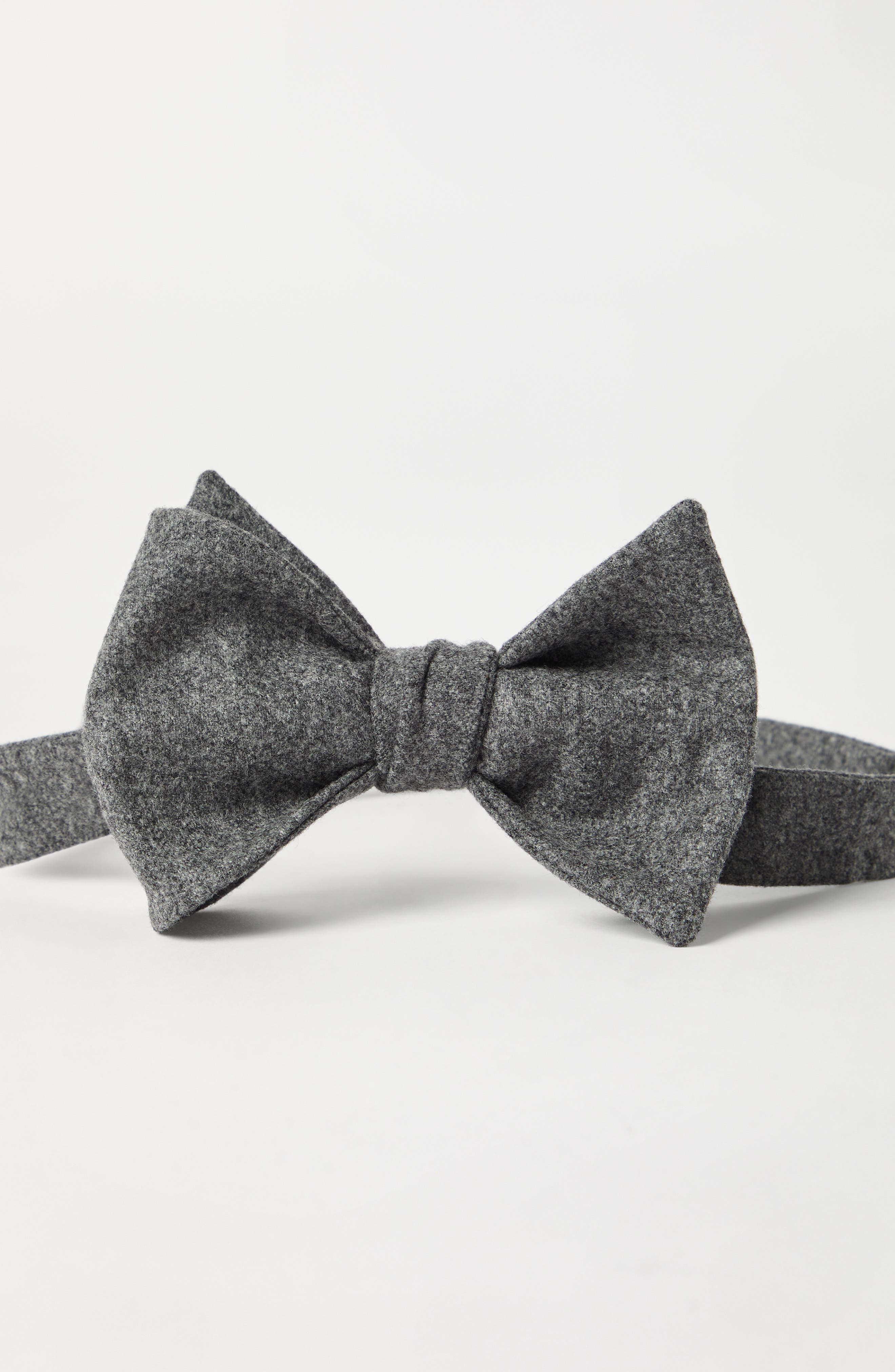 Brunello Cucinelli Flannel bowtie in Dark Grey at Nordstrom - 2