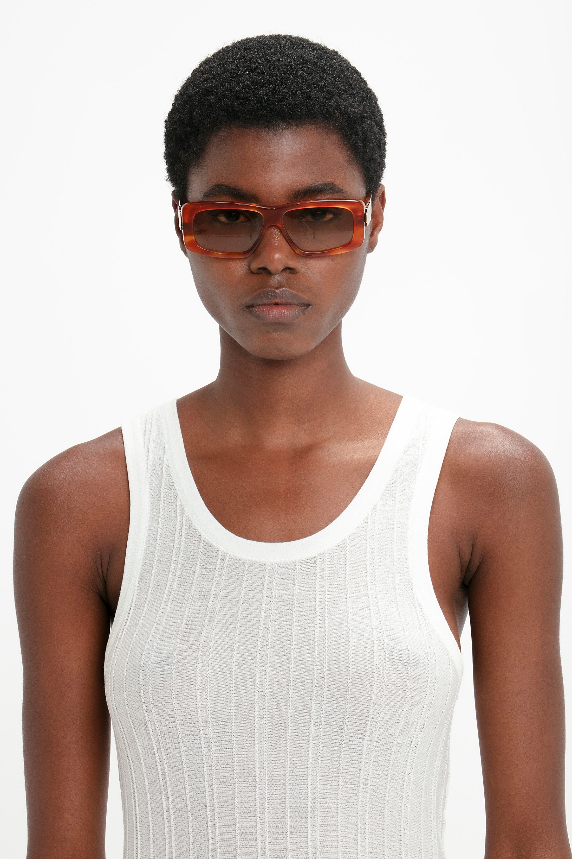 Chain Detail Rectangular Frame Sunglasses In Striped Blonde Havana - 3