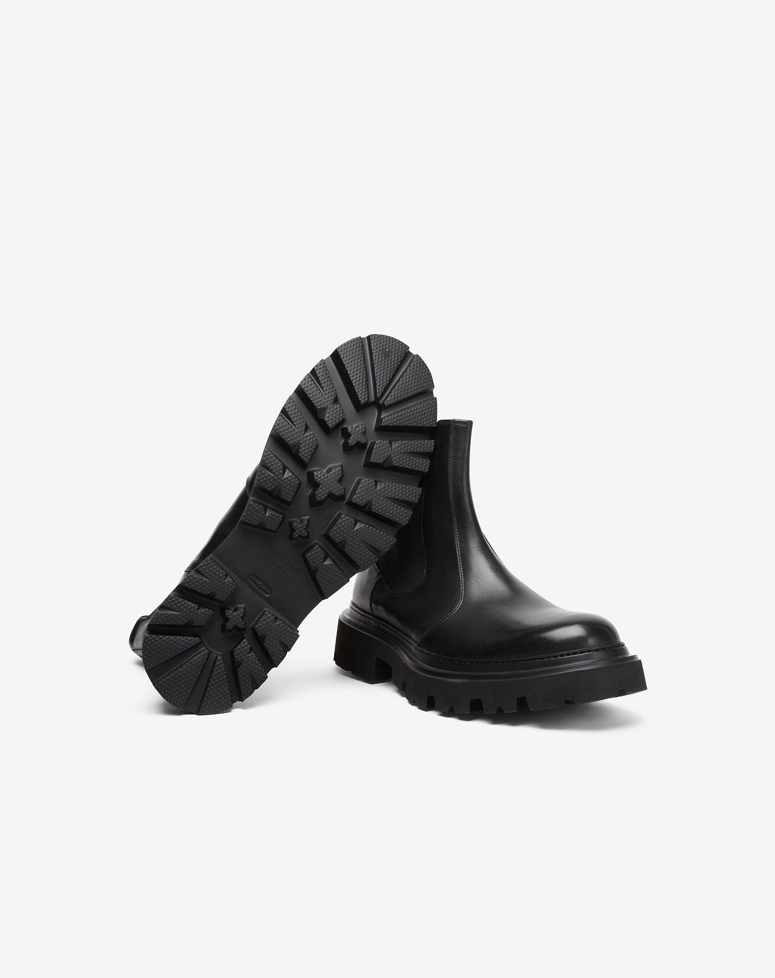 Black aged calfskin Beatles boots - 4