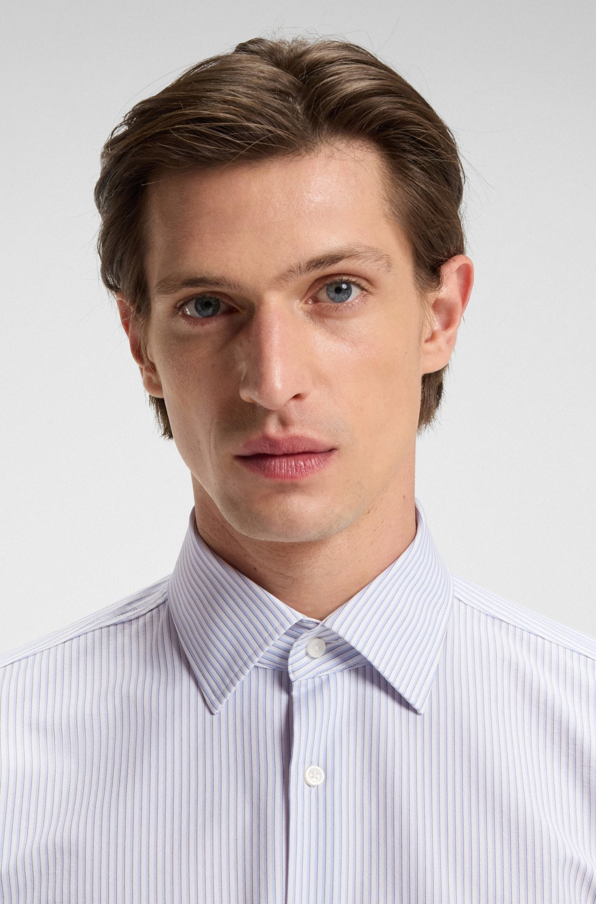 SLIM-FIT STRIPED SHIRT IN PERFORMANCE-STRETCH FABRIC - 3