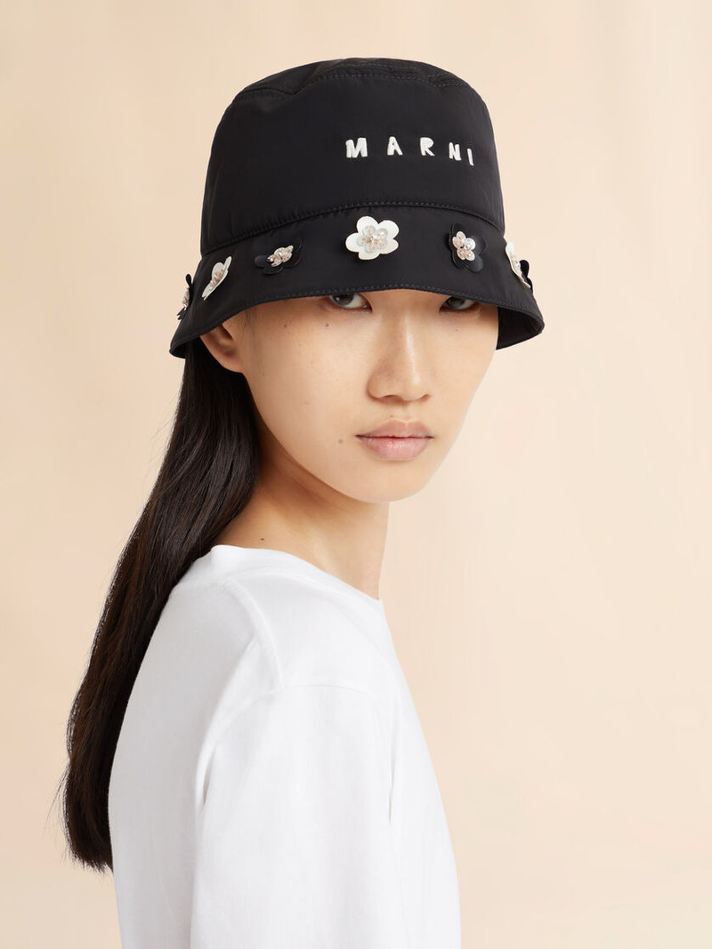 Marni BLACK TAFFETA BUCKET HAT WITH DAISY APPLIQUÉS outlook