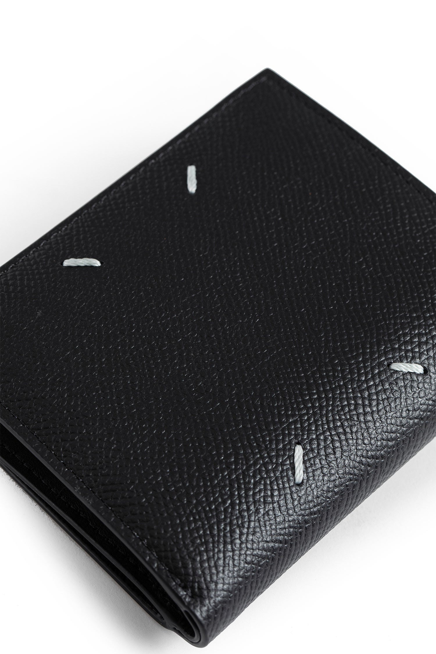 4-Stitch-Wallet - 3