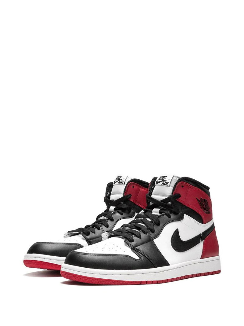 Jordan Air Jordan 1 Retro High OG black toe outlook