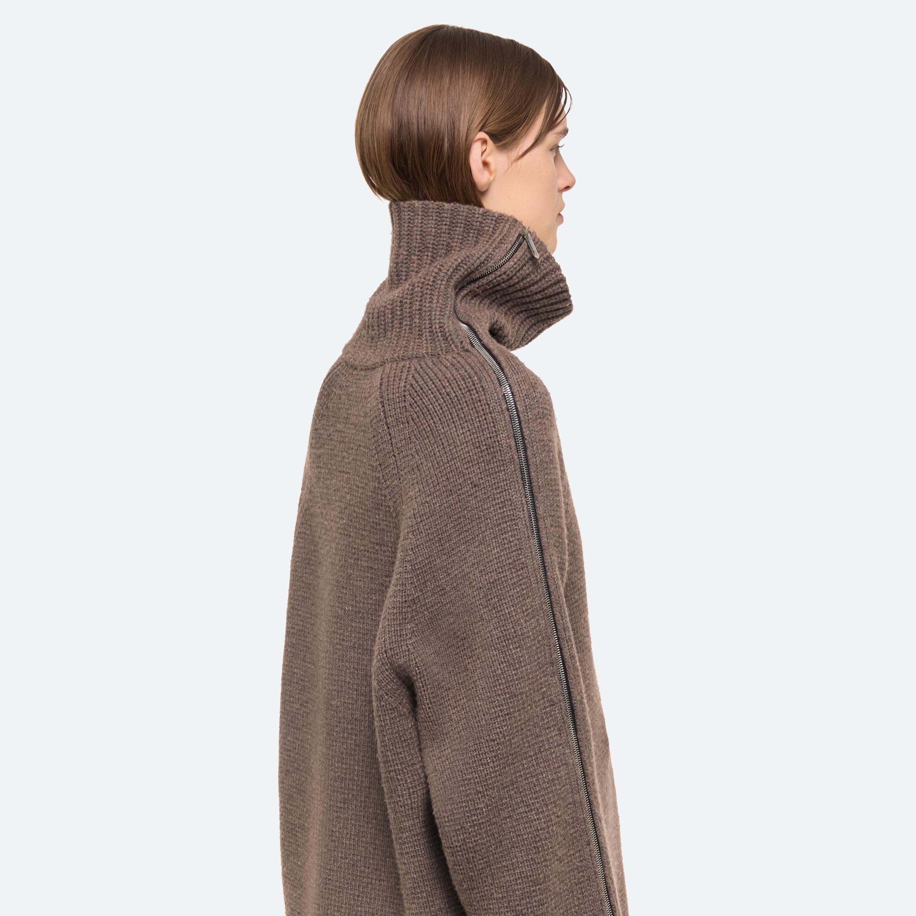 SUITCASE TURTLENECK - 14