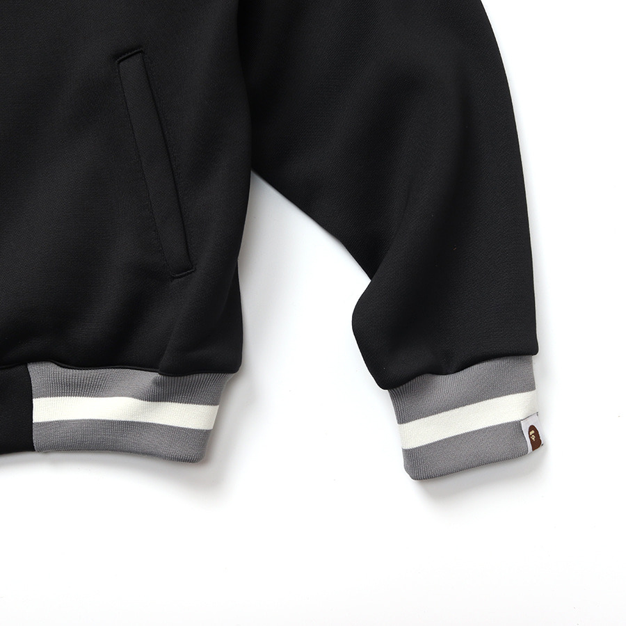 A BATHING APE - 4