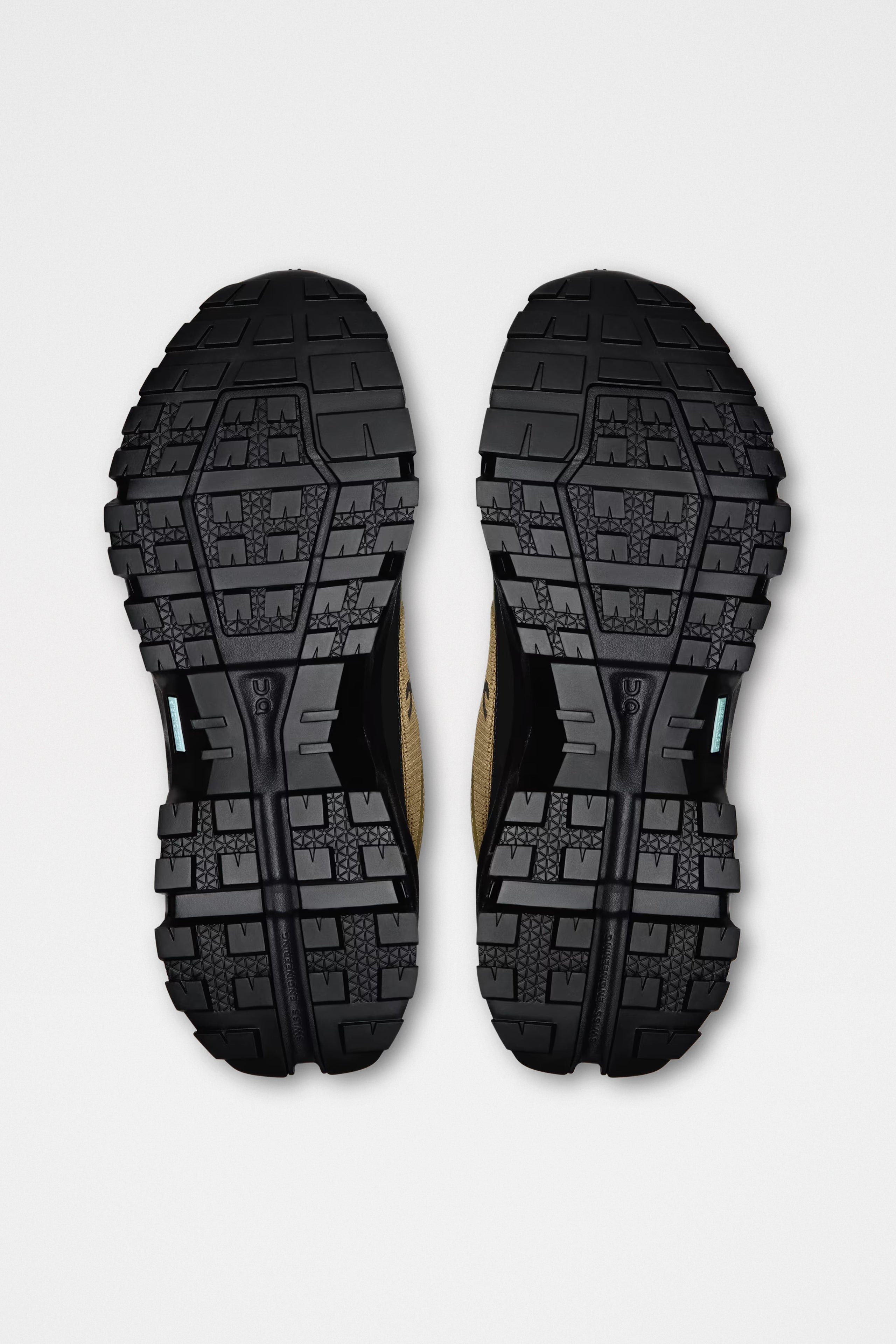 ON CLOUDROCK LOW WP HUNTER / BLACK - 6