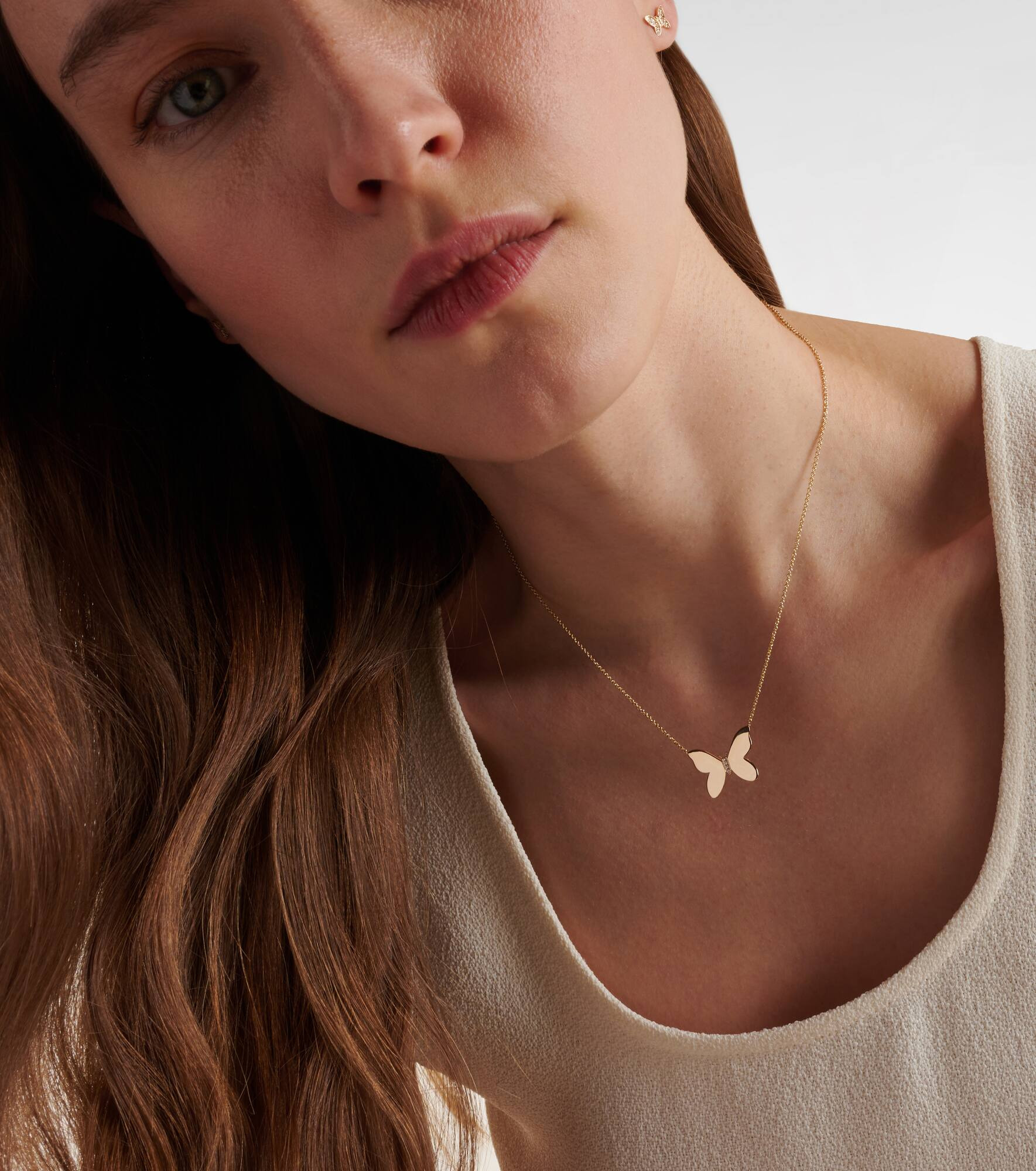 Butterfly 14kt gold necklace with diamonds - 2