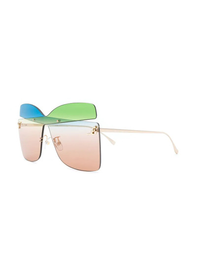 FENDI Karligraphy oversized frame sunglasses outlook