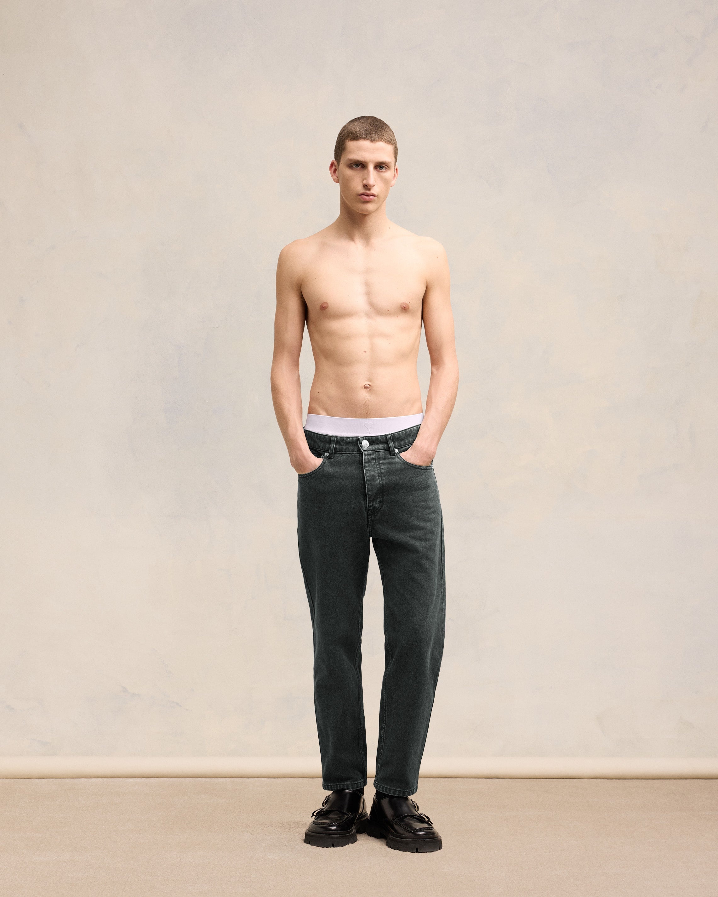 TAPERED FIT JEANS - 2