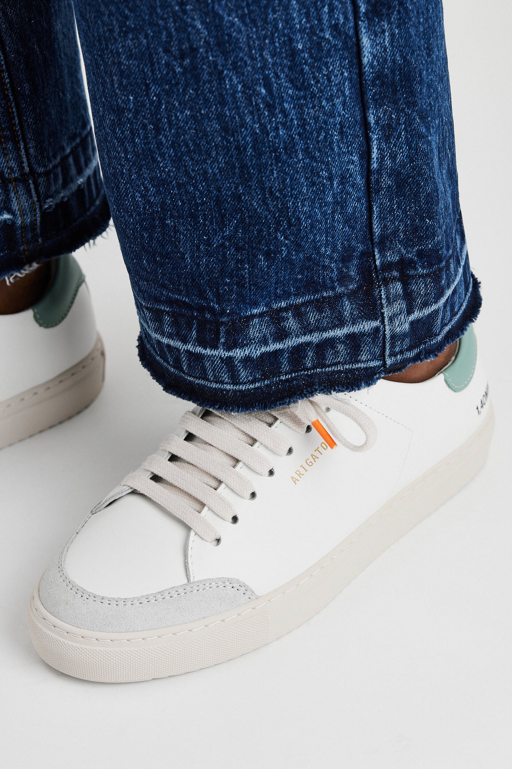 Clean 90 Triple Sneaker - 5