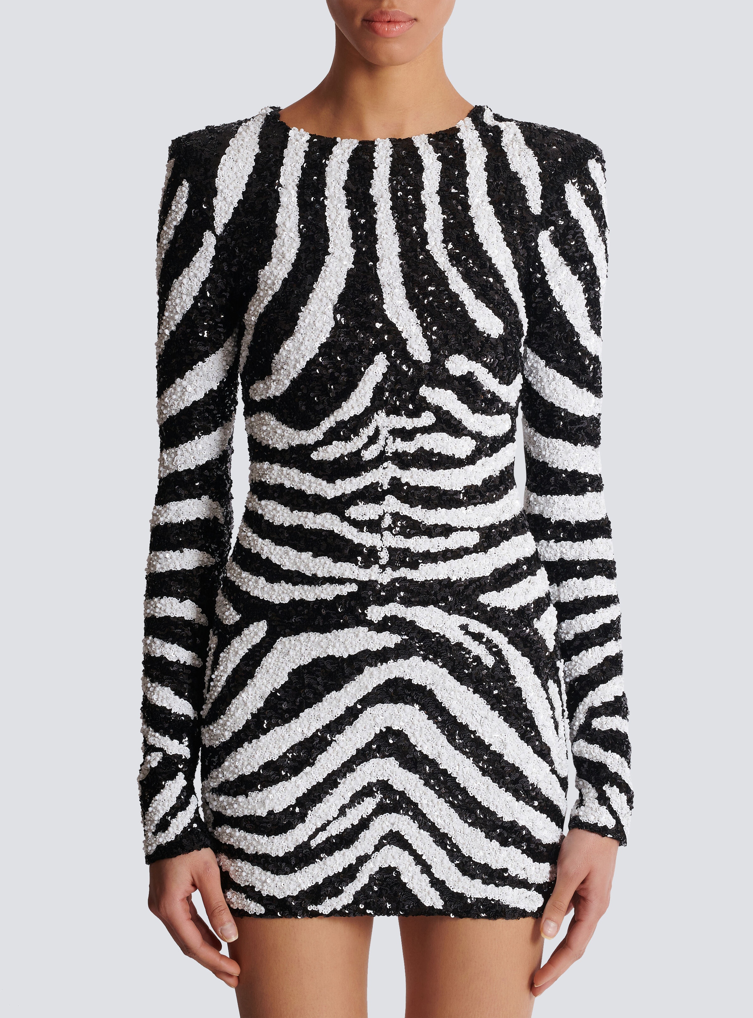 Short two-tone zebra sequin dress - 5