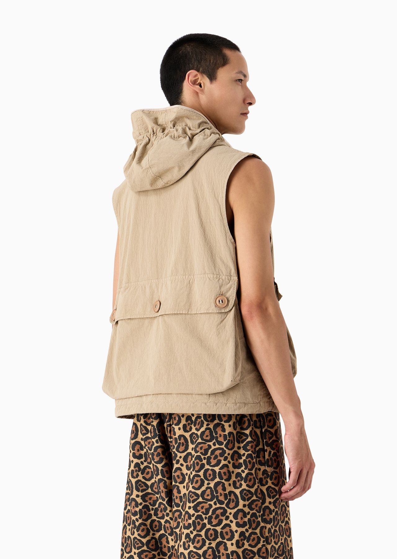Emporio Armani Sustainability Values Capsule Collection garment-dyed organic ripstop sleeveless hood - 3