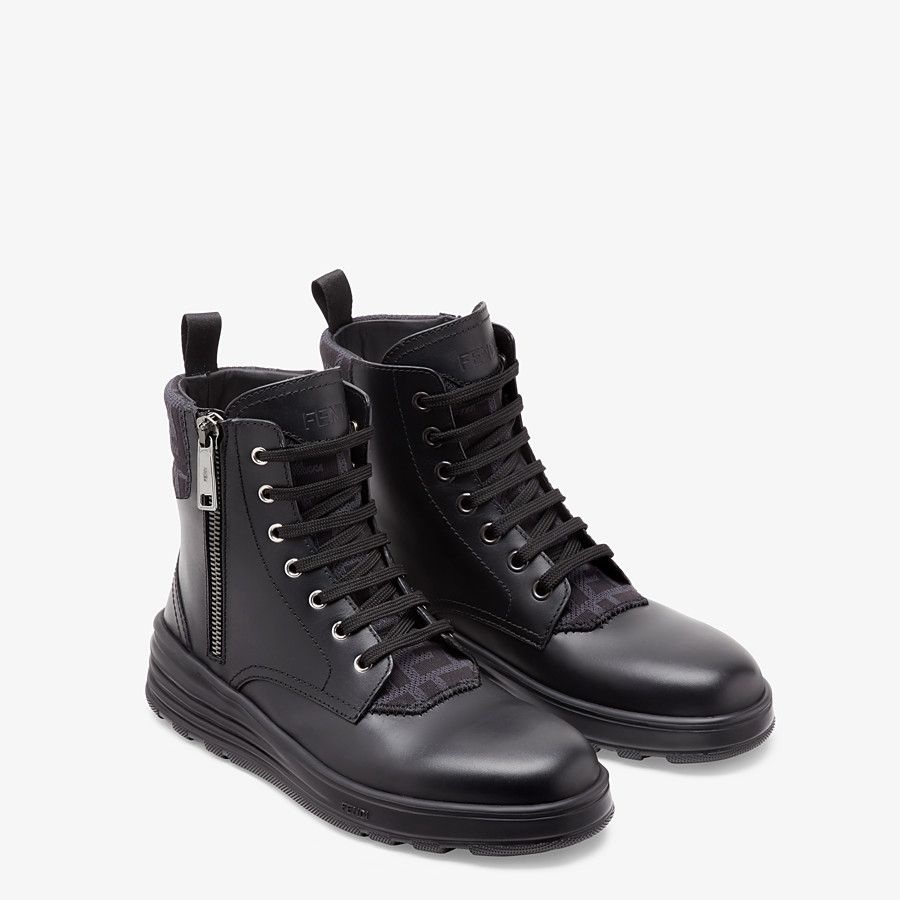 Black leather biker boots - 9