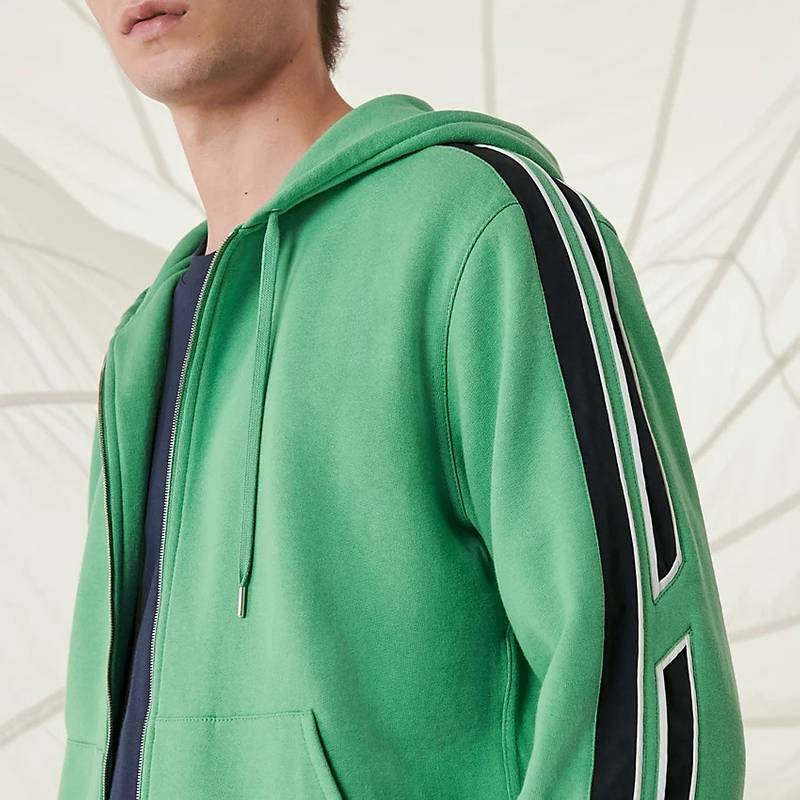 "Run H" zipped hooded sweater 3