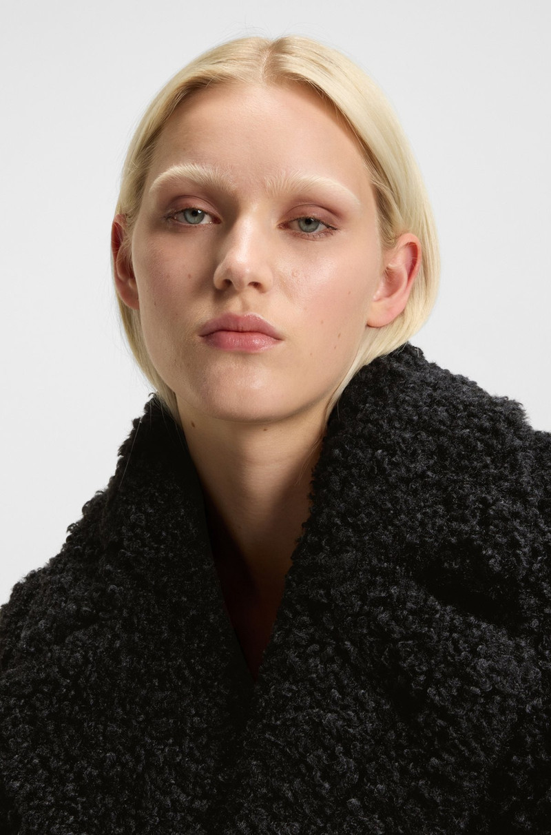 OVERSIZE-FIT COAT IN FAUX FUR 5