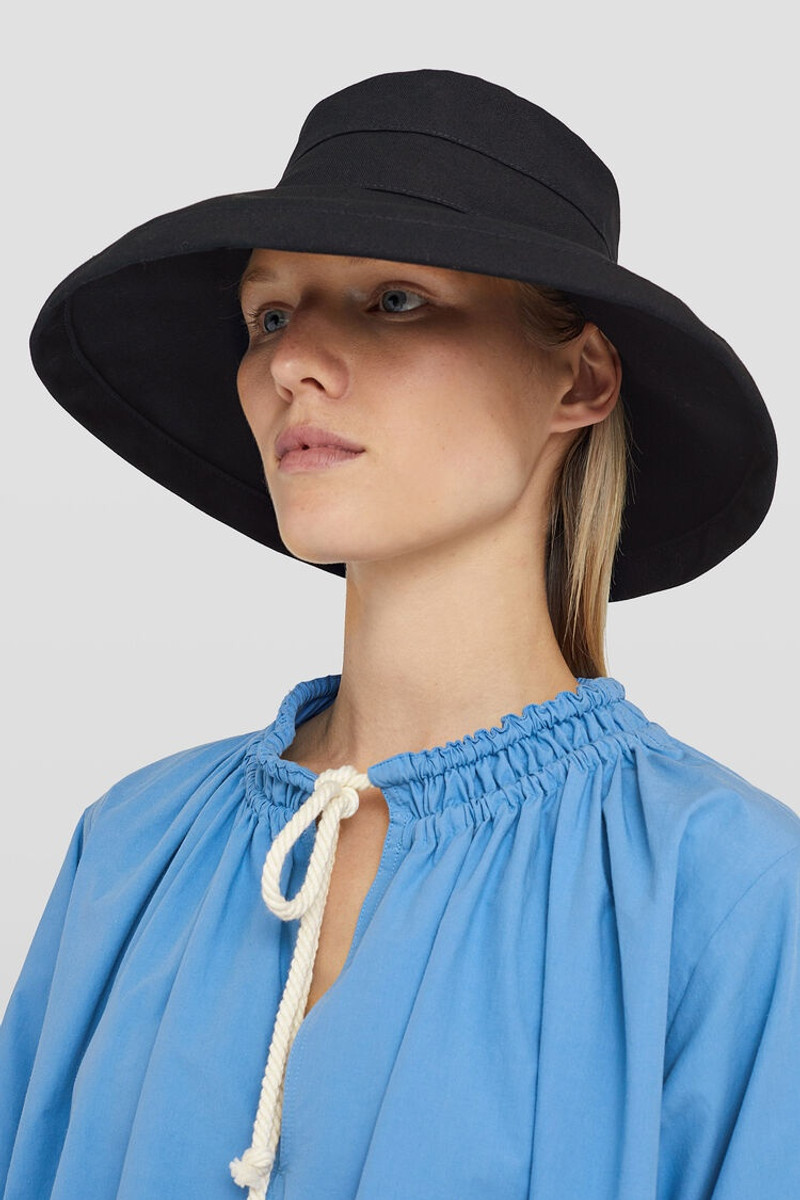 Jil Sander Hat outlook