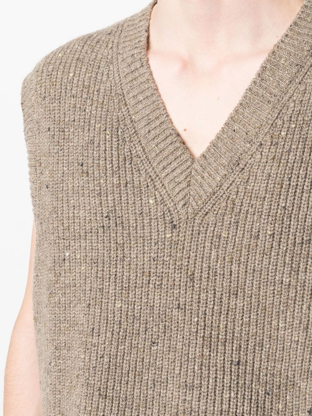 V-neck knitted vest - 5