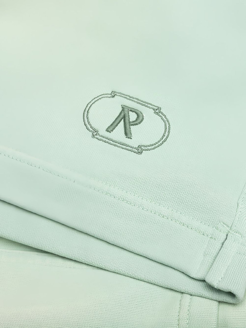 embroidered-logo 포켓 반바지 3