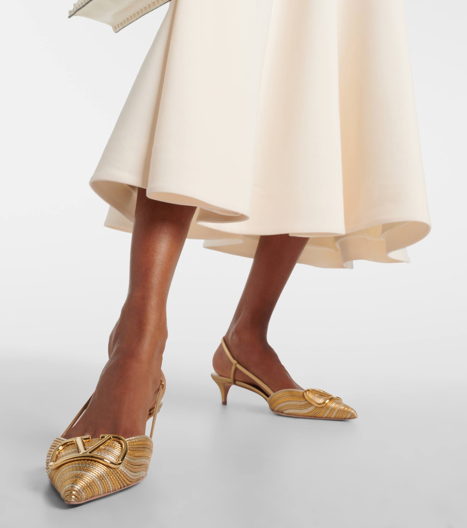 VLogo Signature leather slingback pumps - 4
