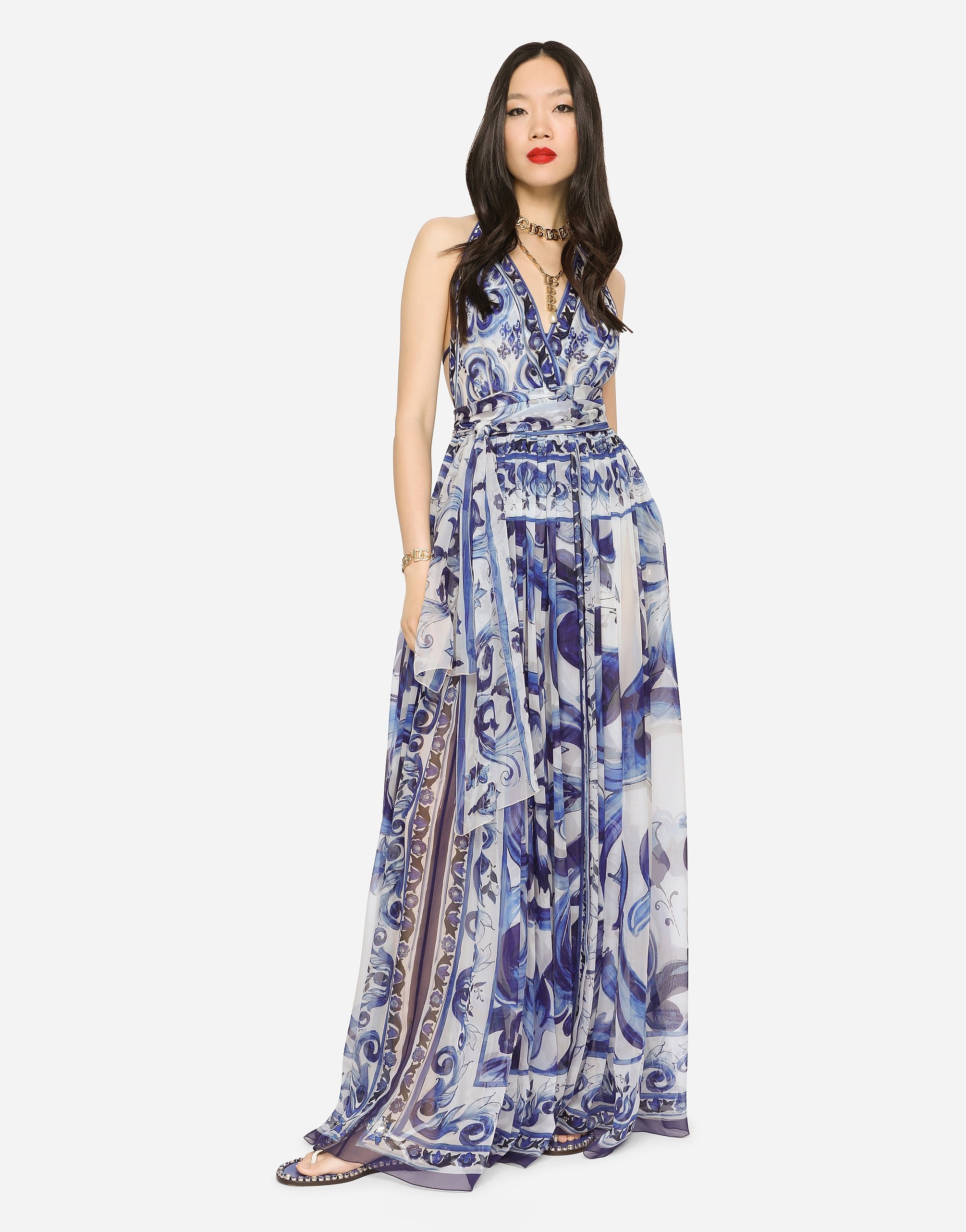 Long sleeveless chiffon dress with majolica print - 2