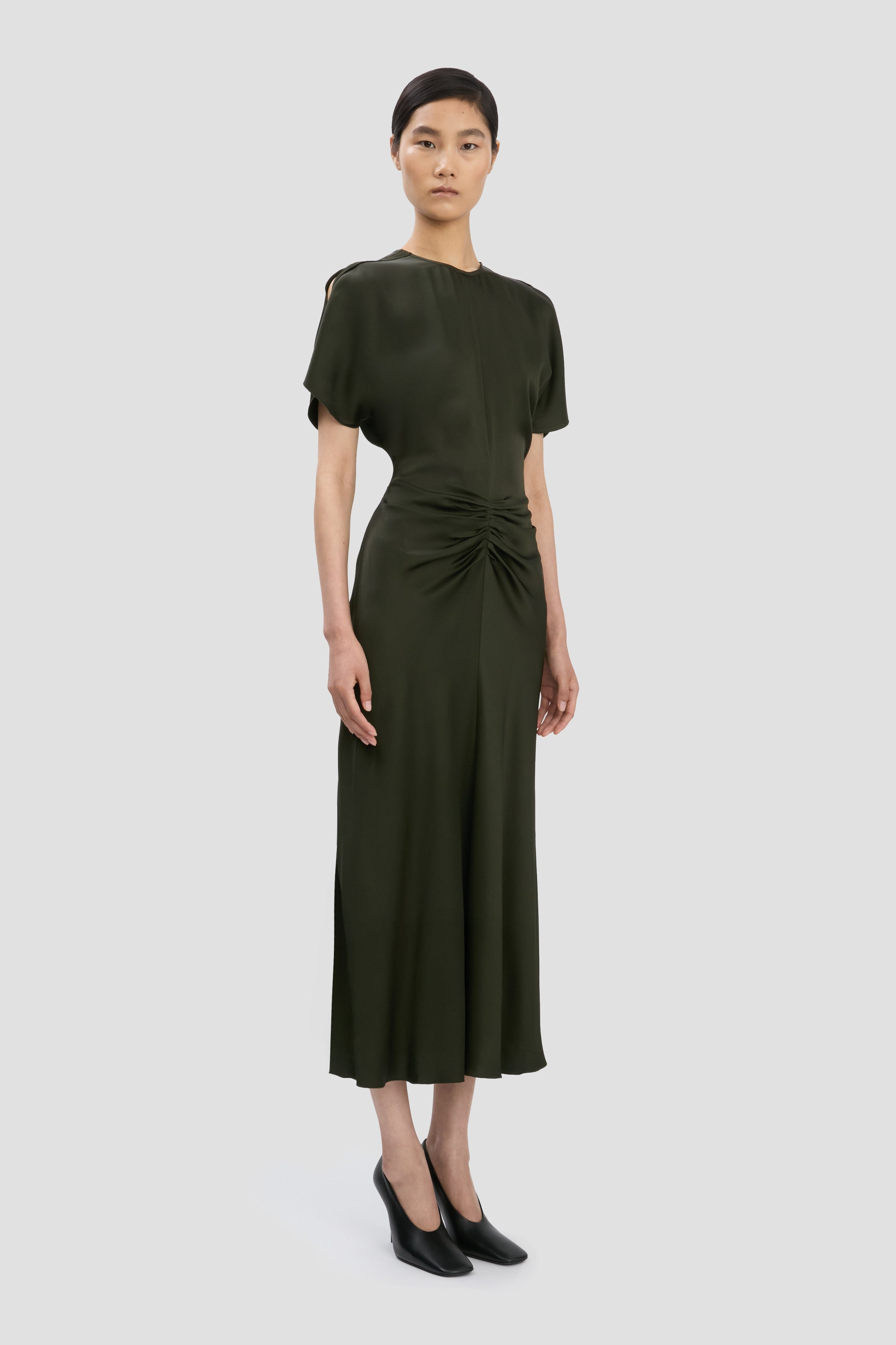 Gathered Waist Midi Dress In Dark Olive - 4