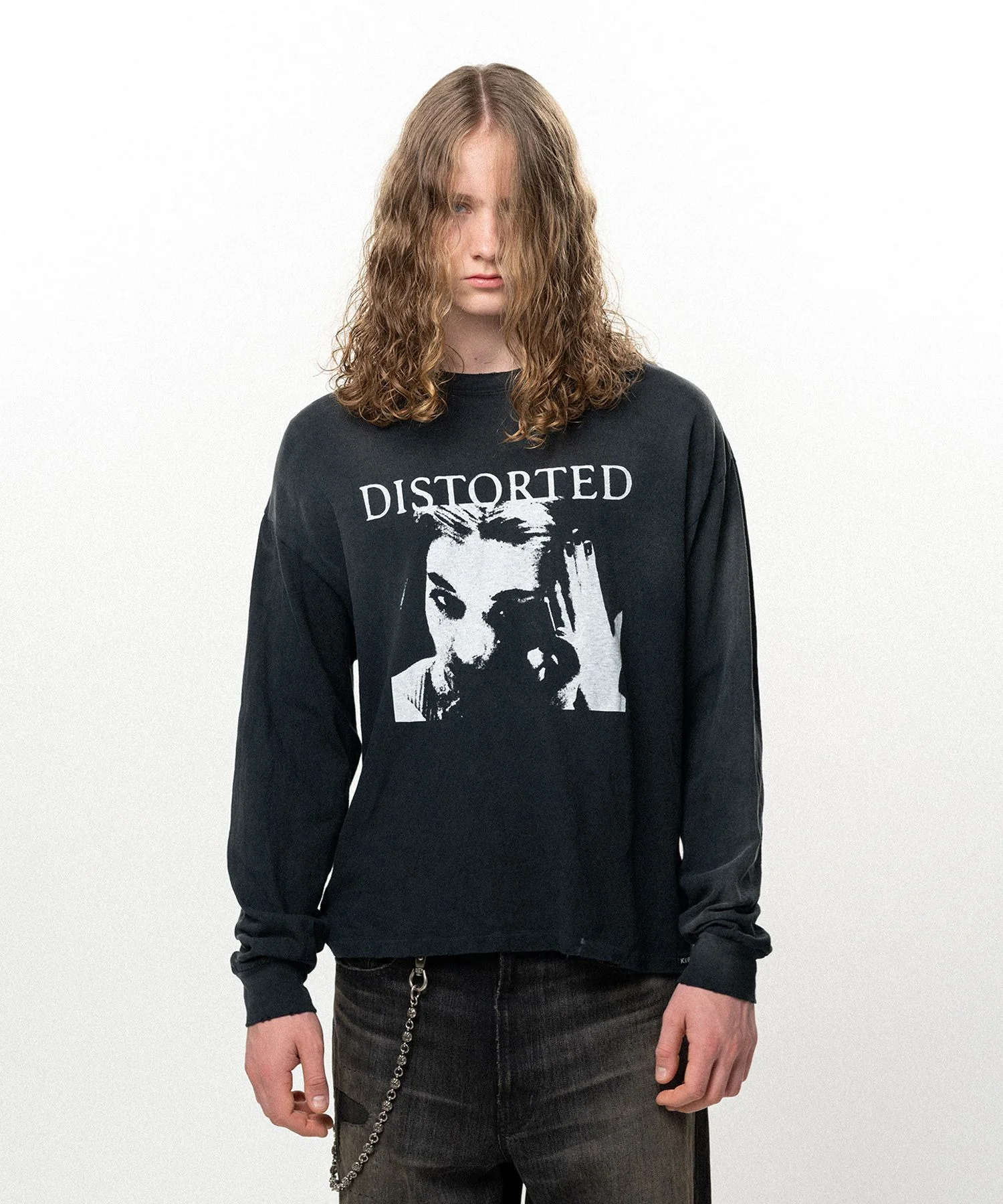 "DISTORTED Girl" Distressed L/S T-shirt - 1