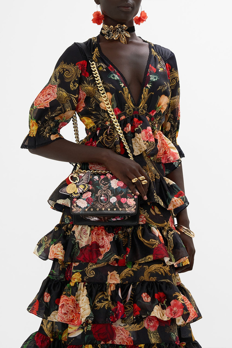 CROSSBODY WITH FUR STRAP 6