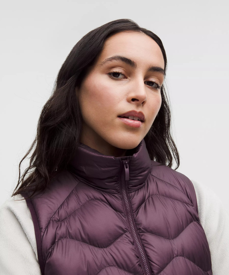 Women's Featherweight 900-Down-Fill Quilted Vest 4