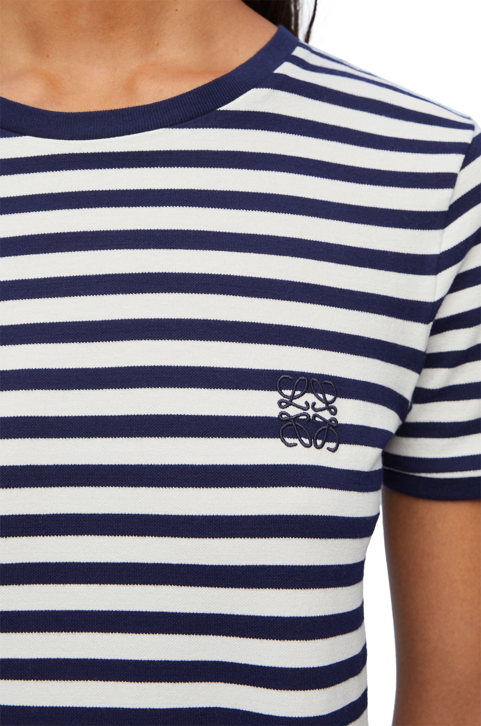 Slim fit t-shirt in viscose blend - 5