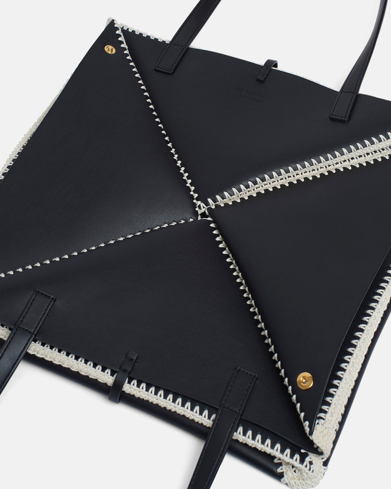 Alt Nappa Crochet Tote 4