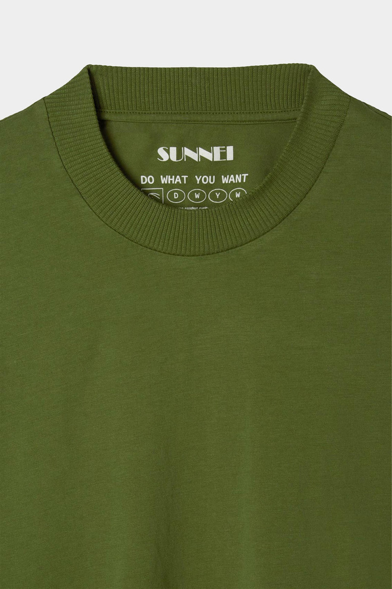 SUNNEI DWYW T-SHIRT / military green outlook