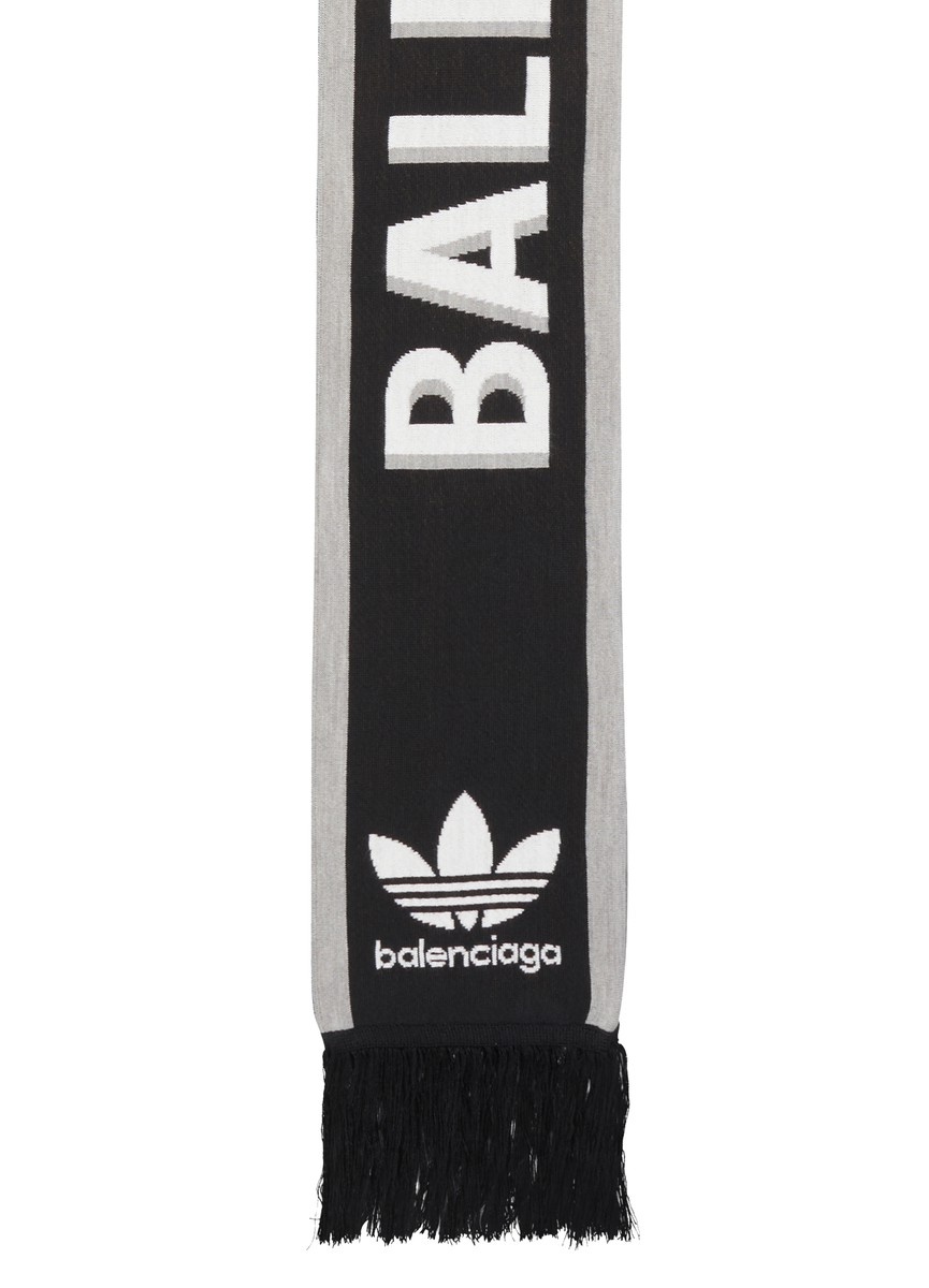 BALENCIAGA BALENCIAGA Adidas Soccer Scarf 24s REVERSIBLE