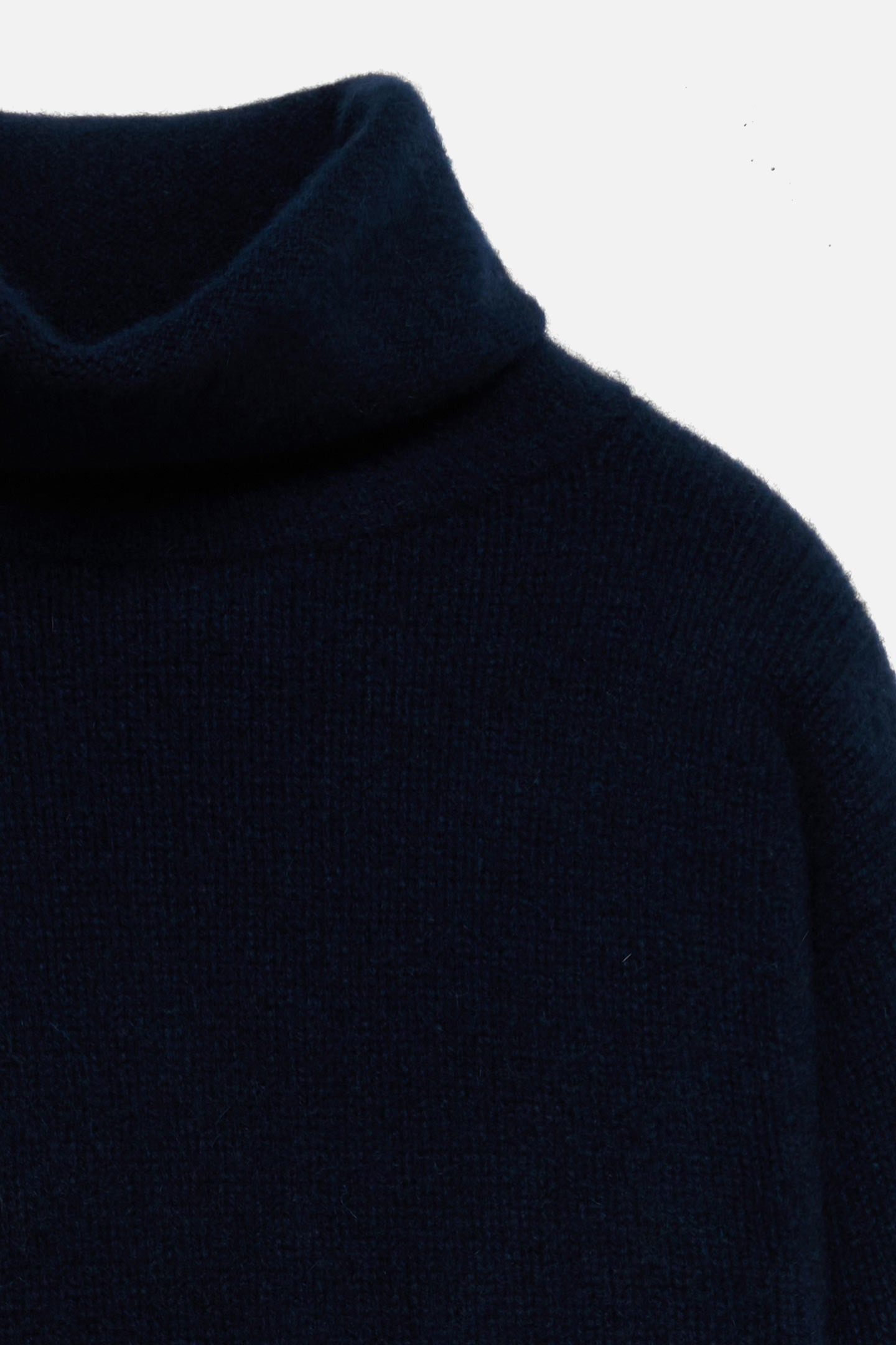 WOMEN'S SLOUCHY TURTLENECK - 2