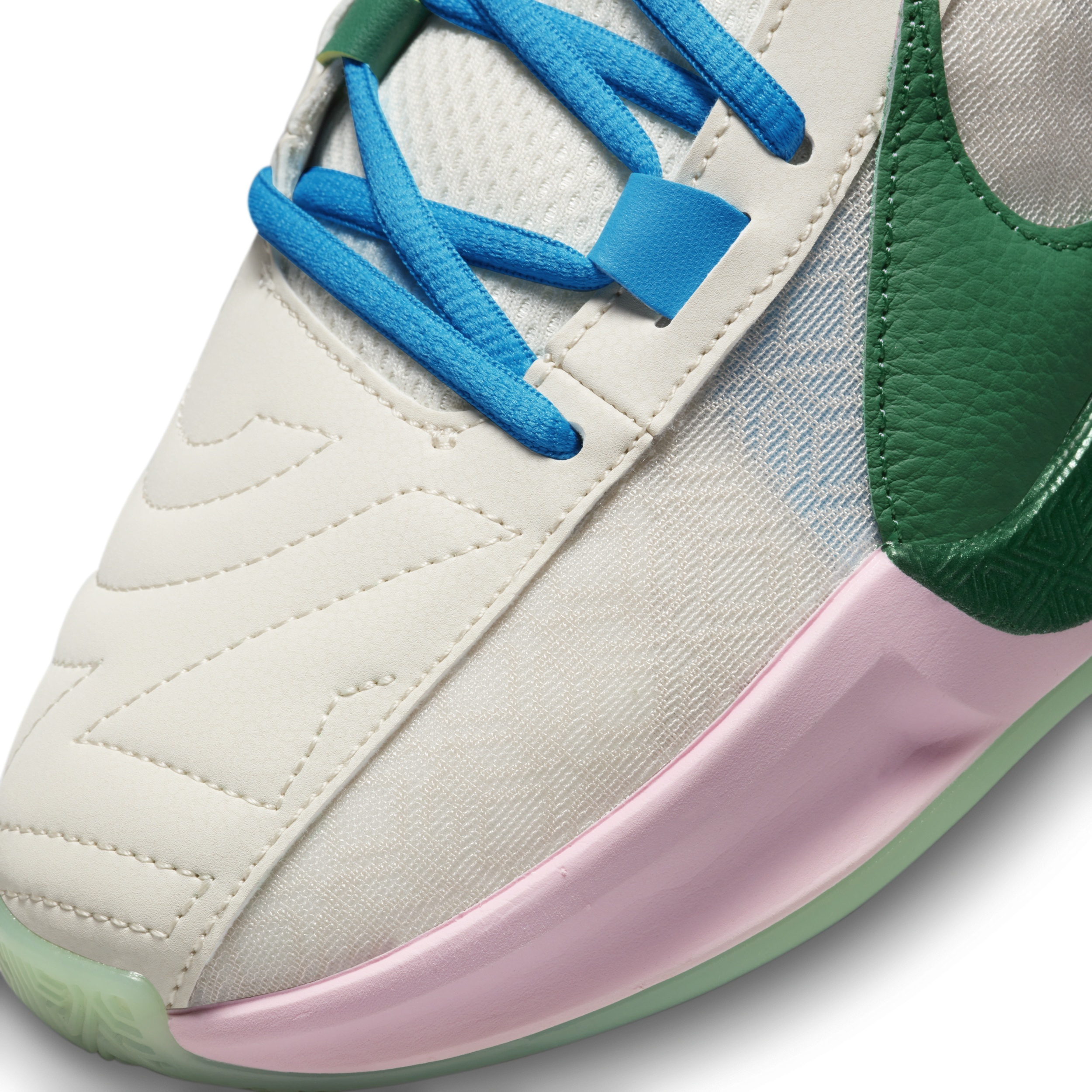 Nike Men's Giannis Freak 5 Basketball Shoes - 7