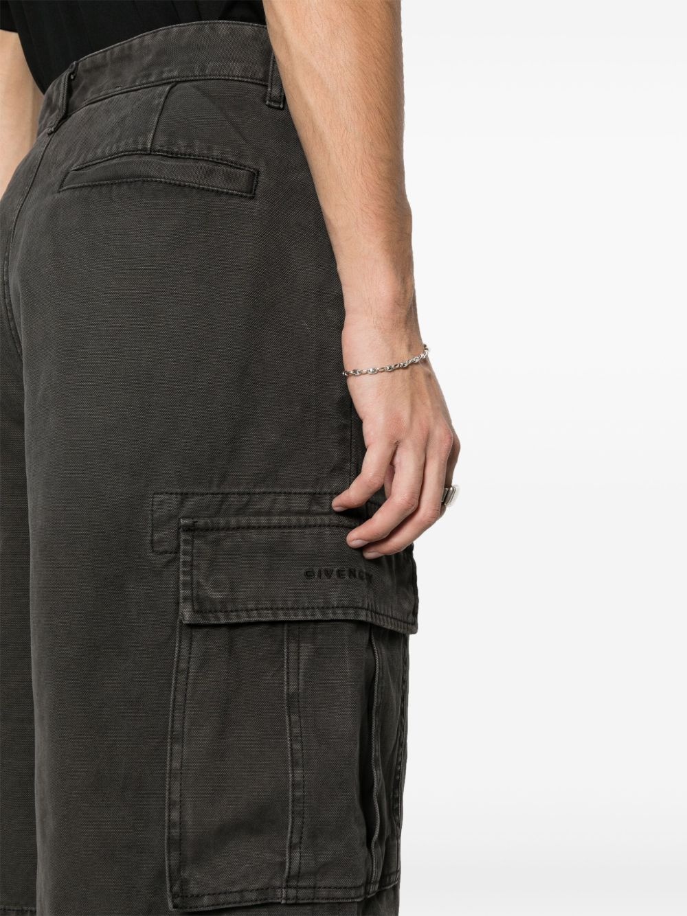 logo-embroidered cargo shorts - 5