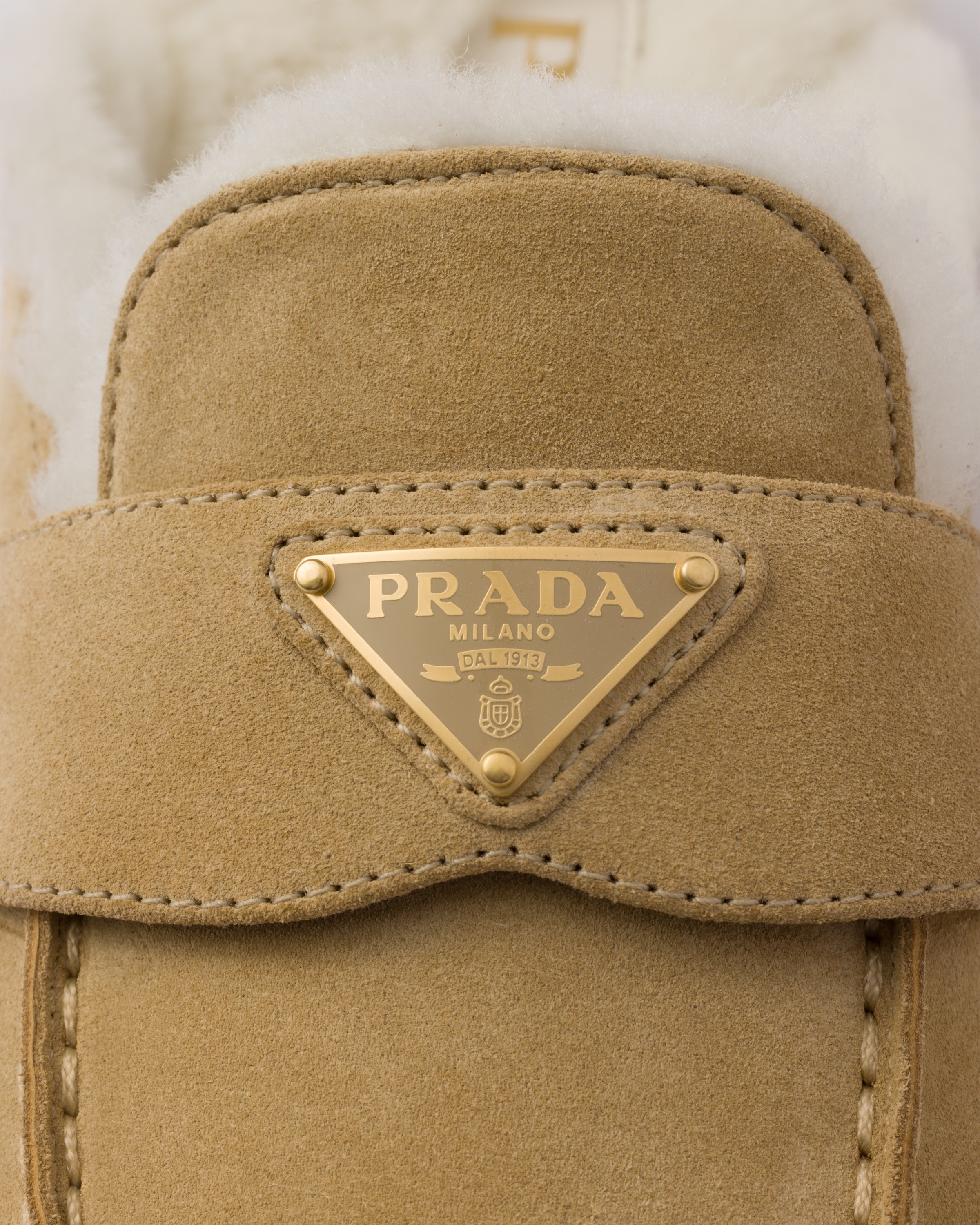 PRADA＊Shearling mules シアリング ミュール＊送料込 Prada Suede and shearling mules | REVERSIBLE