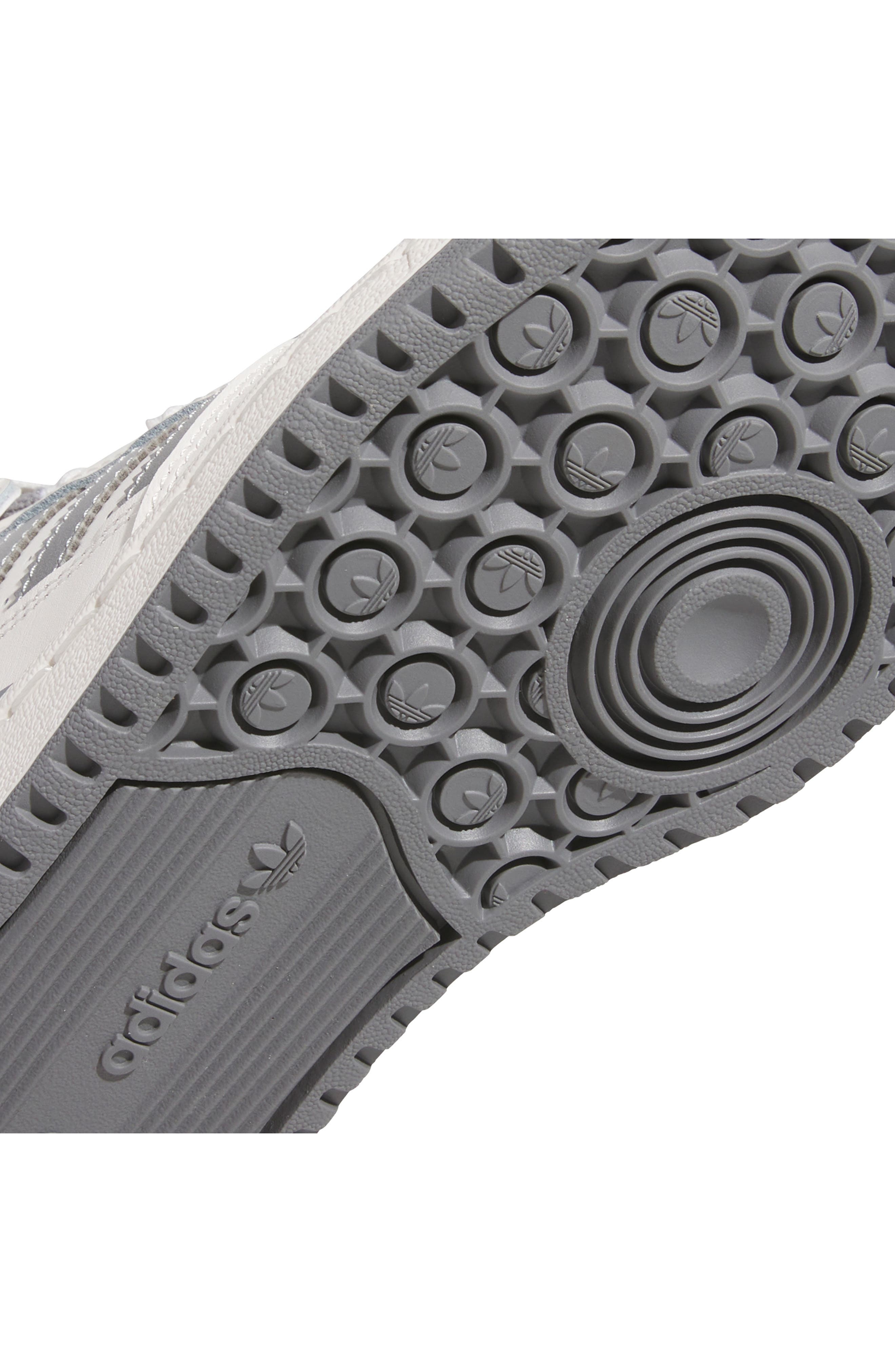 adidas Forum Low Basketball Sneaker in Cloud White/Grey/Grey at Nordstrom - 8
