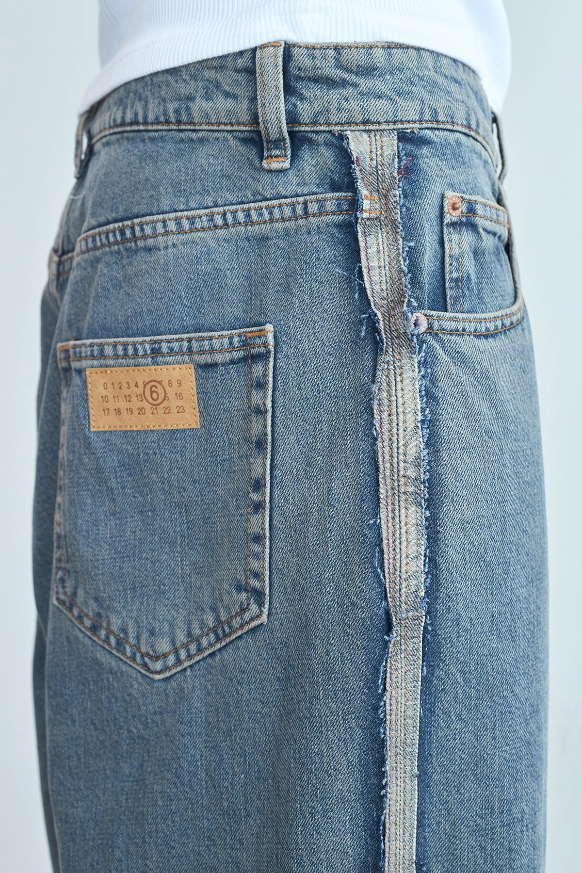 MM6 Frayed Denim Jeans Light Grey - 6