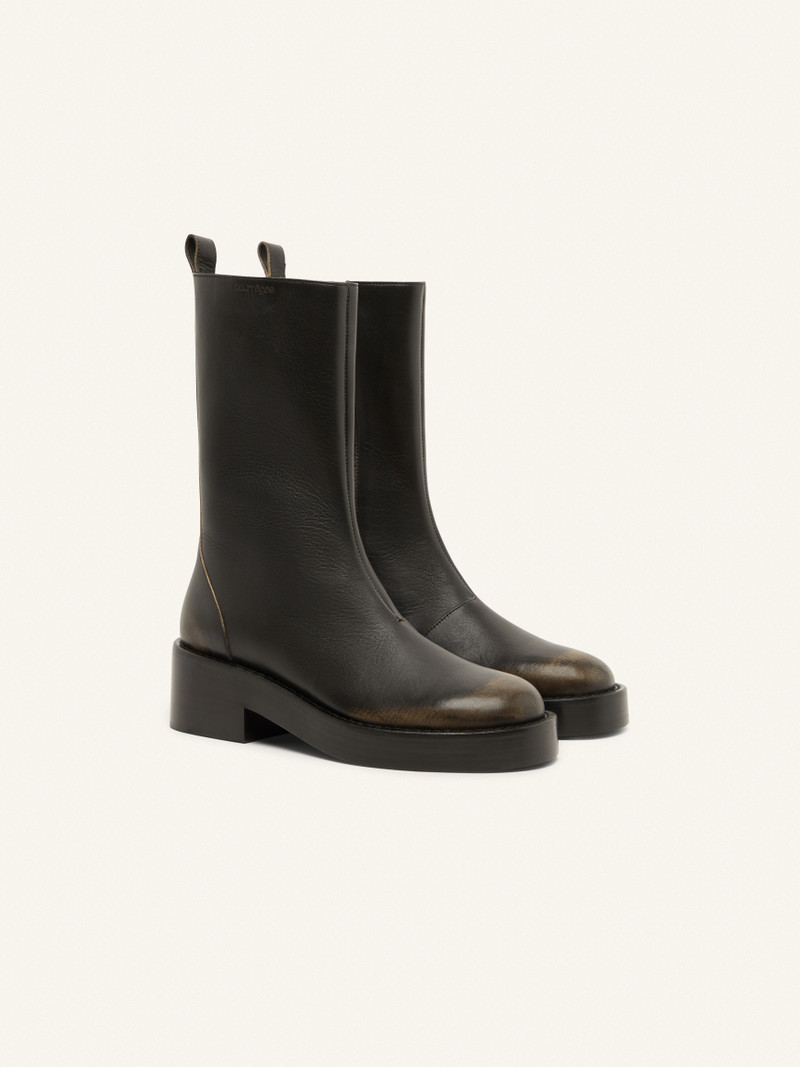 courrèges ANKLE BOOTS RIDER USED LEATHER outlook
