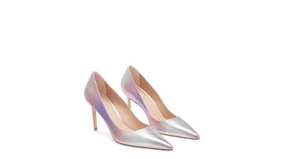 Stuart Weitzman Stuart 85 Pump outlook