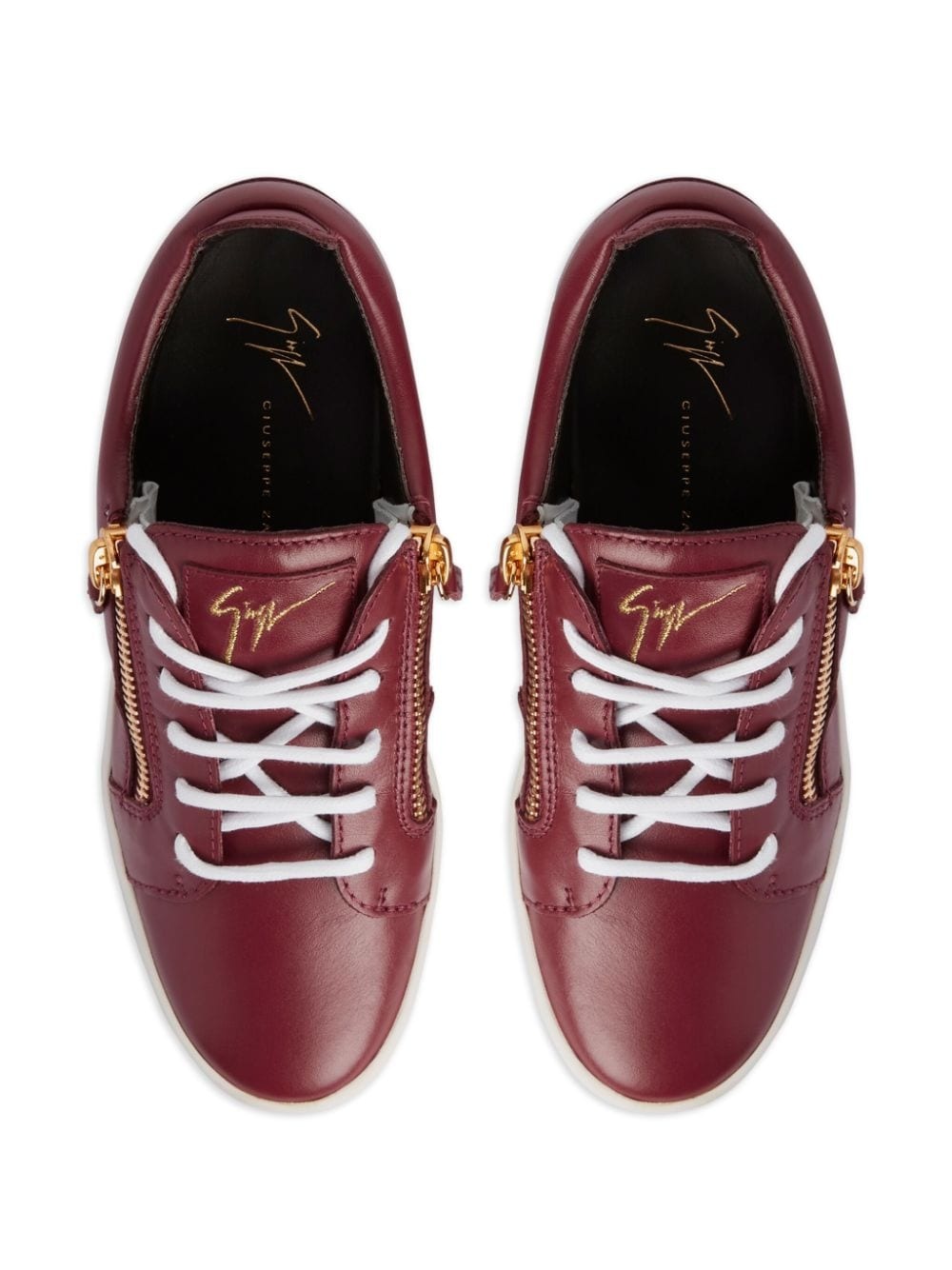 Nicki logo-patch leather sneakers - 4