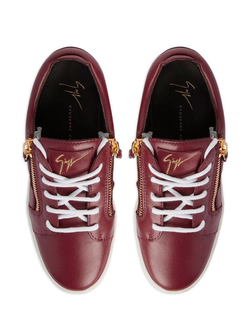 Nicki logo-patch leather sneakers 4