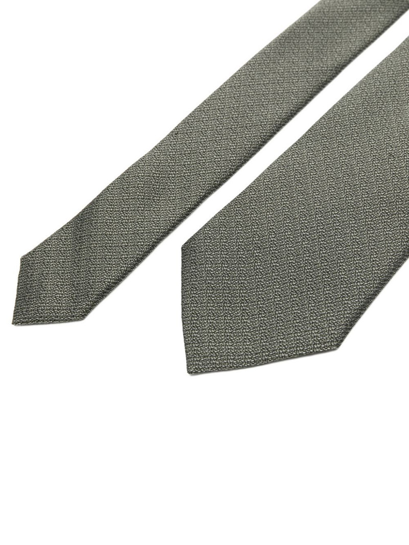 textured-finish tie 3