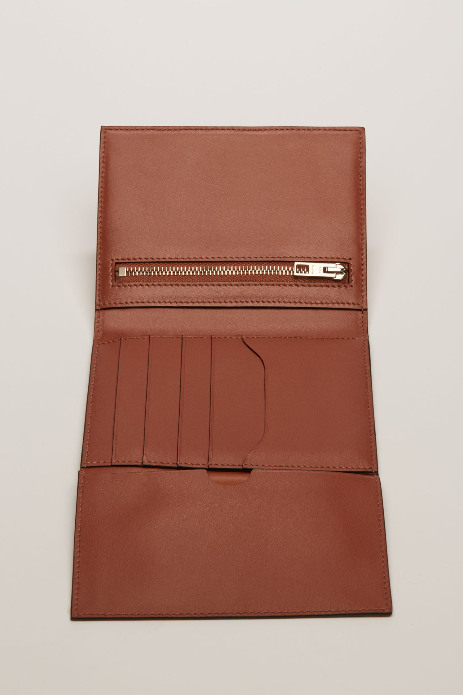 Trifold zip wallet almond brown - 2