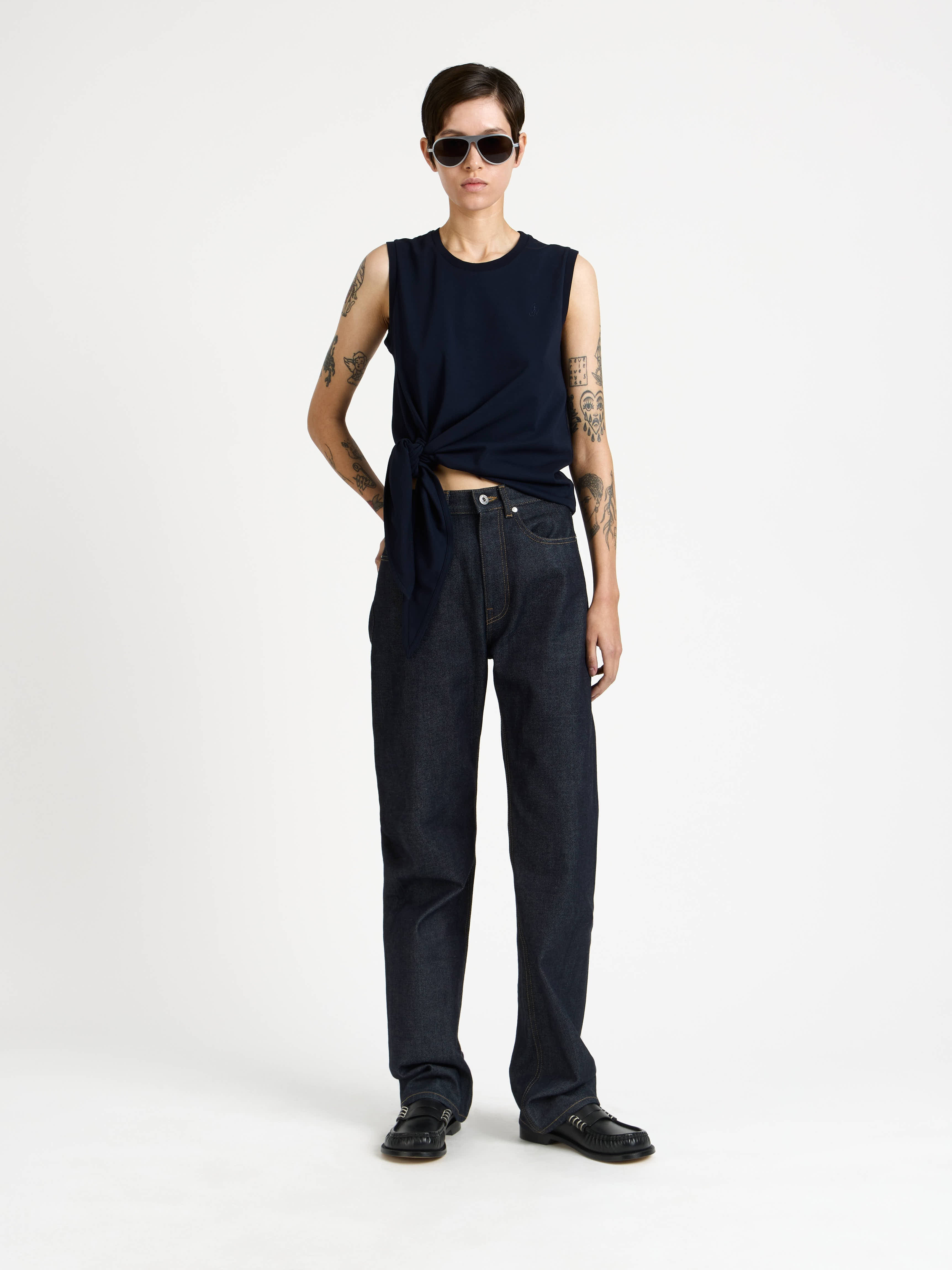 HEM KNOT TANK TOP IN NAVY - 7