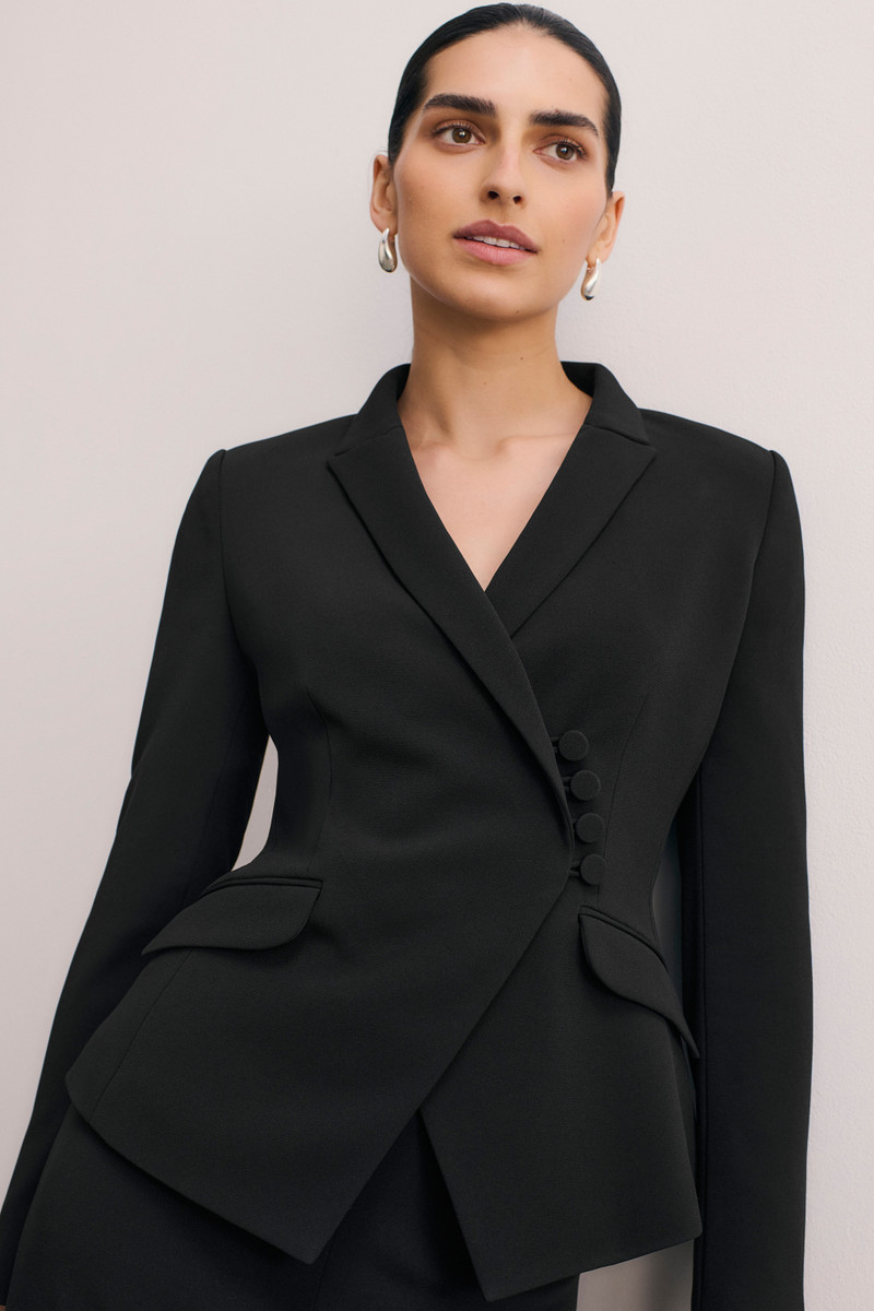 Clever Crepe Forino Jacket 4